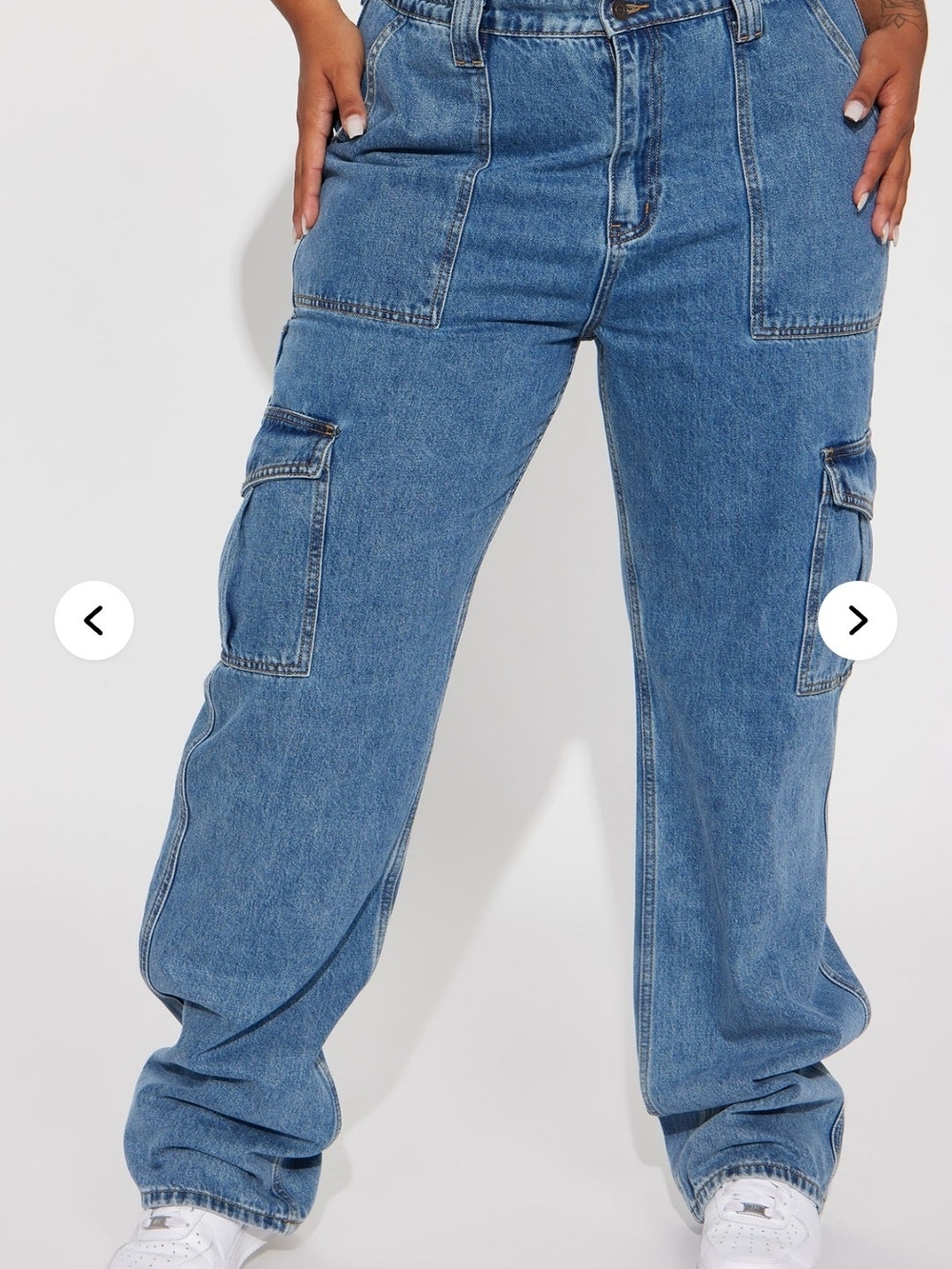 Fashion Nova Relaxed High-Waist Cargo Jeans in Medium Blue
